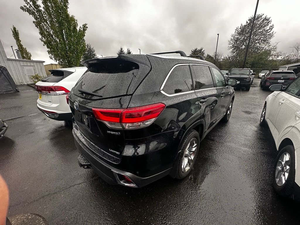 Used 2018 Black Toyota Limited Platinum image 2