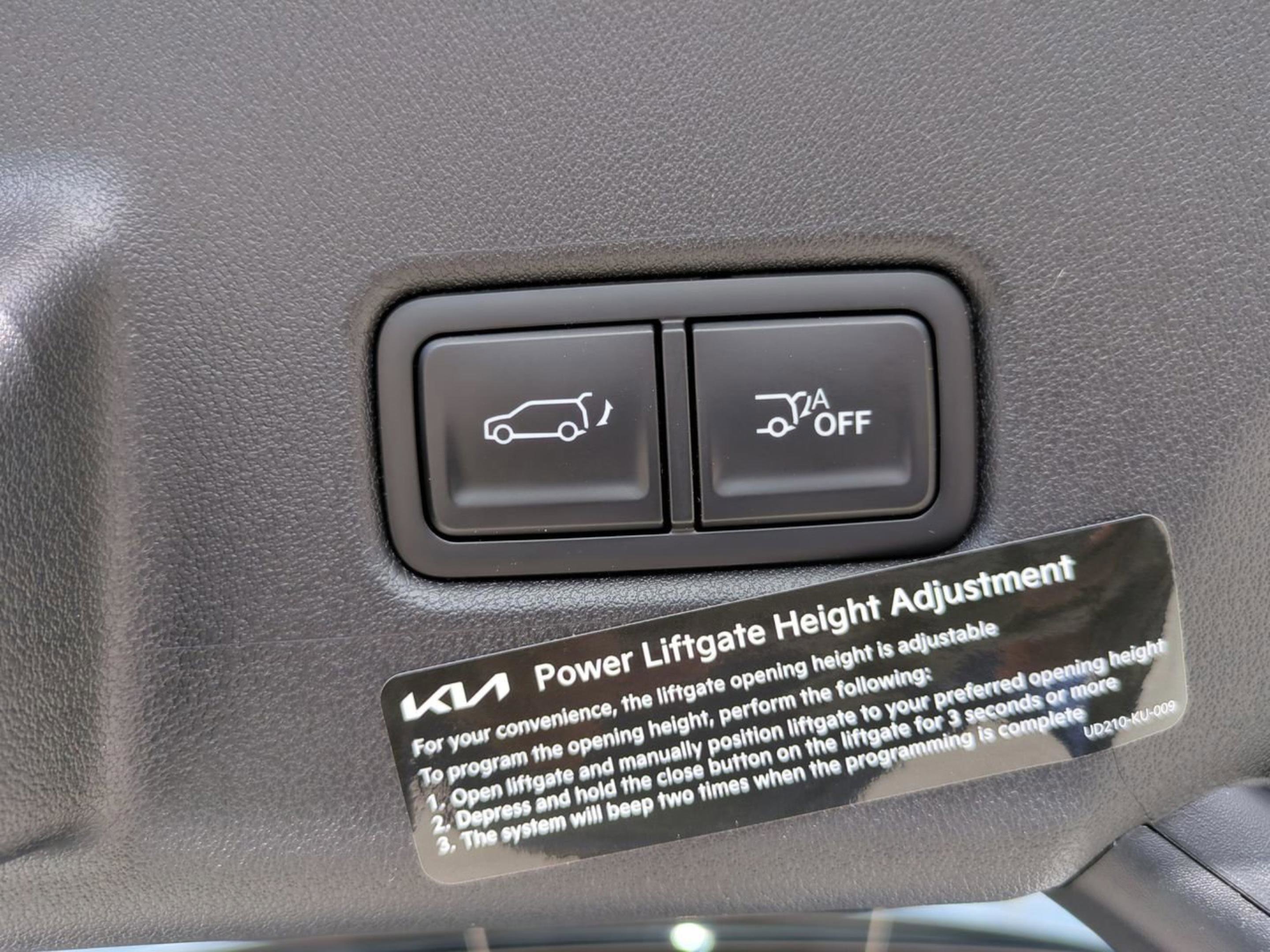 New 2027 Glacial White Pearl Kia SX image 15