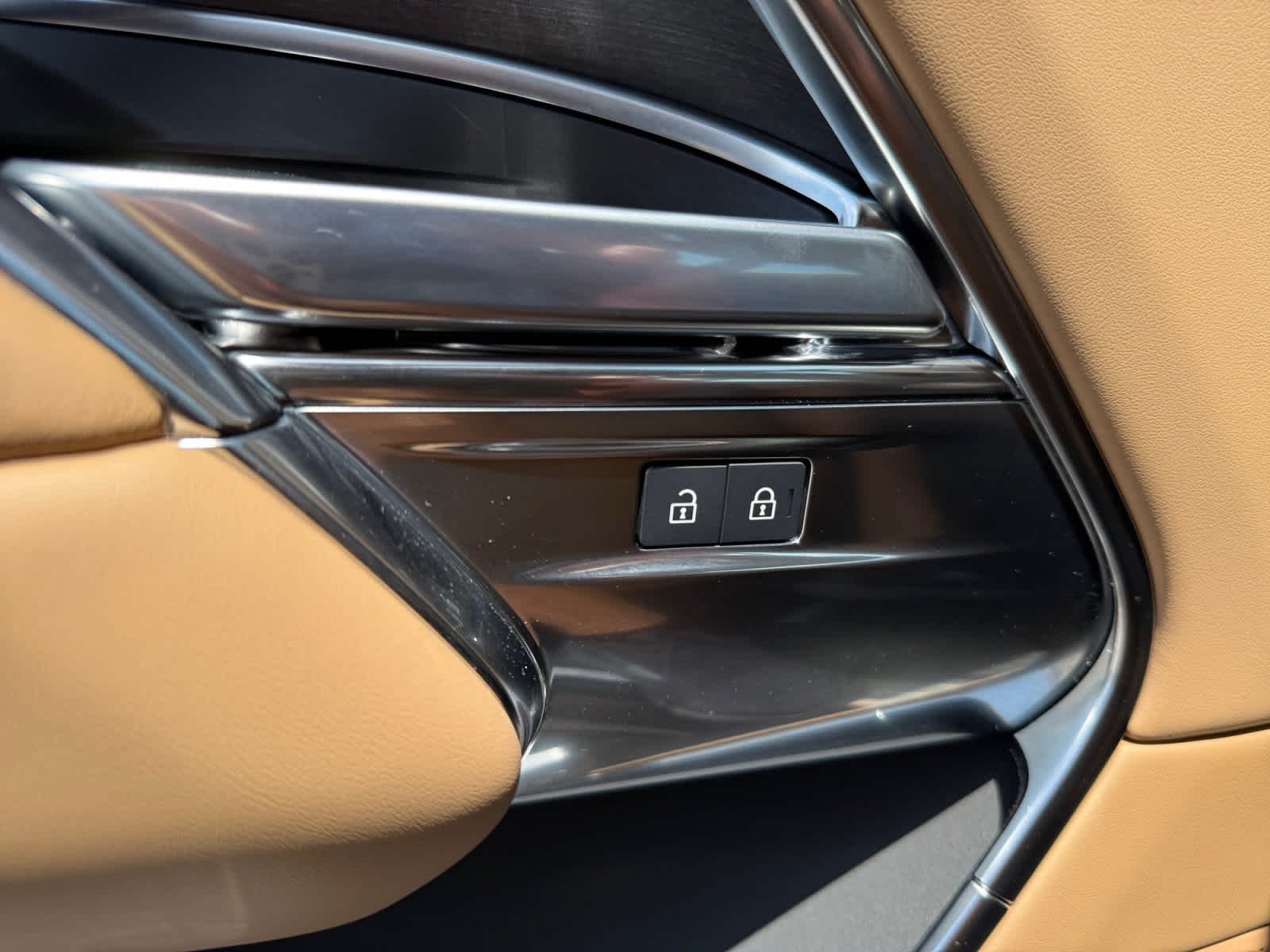 2025 Land Rover Range Rover SE - Photo 26