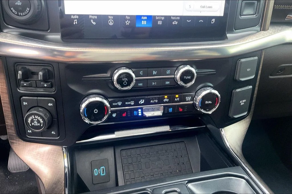 Used 2024 Blue Ford King Ranch image 36