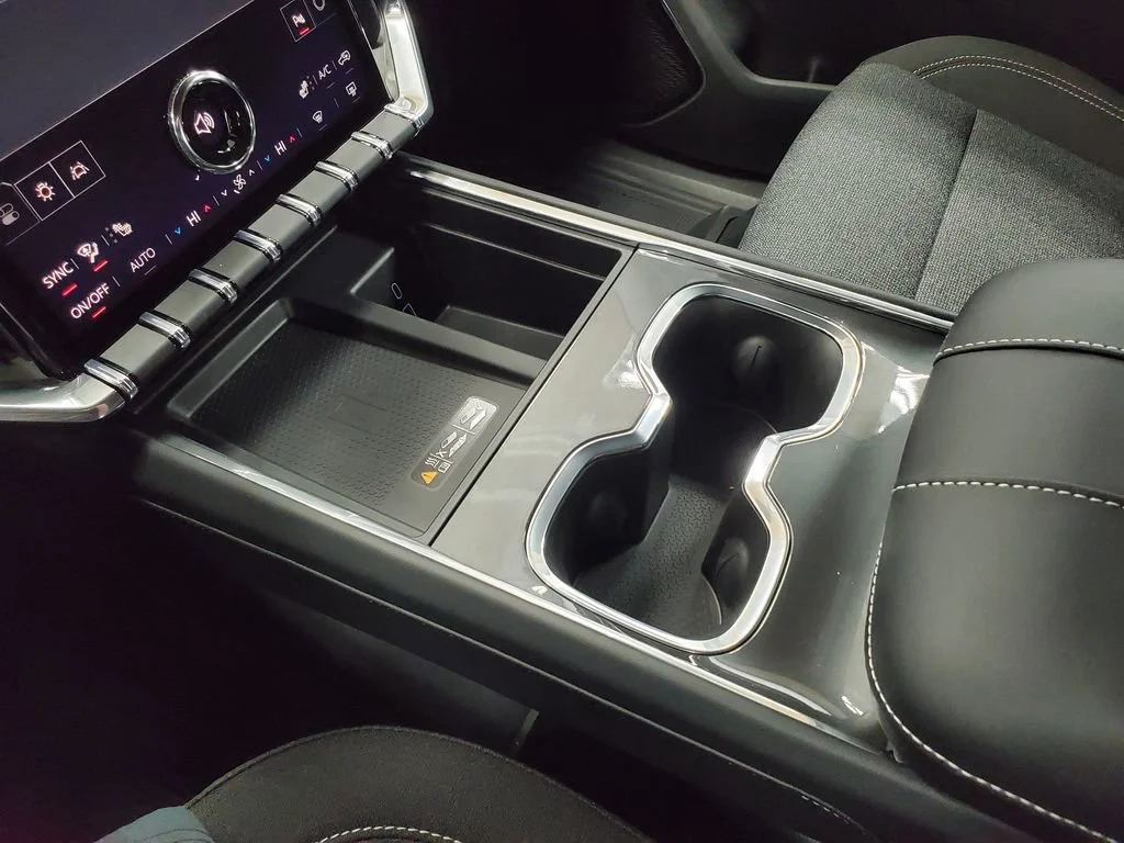 New 2026 Ebony Twilight Metallic GMC Elevation image 25