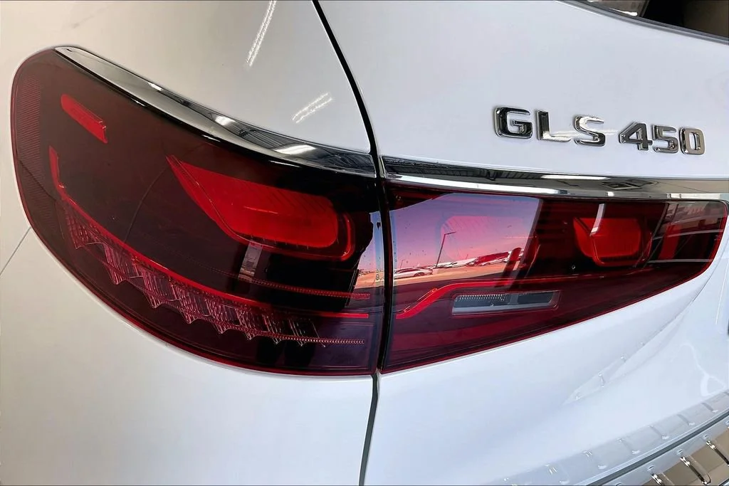 New 2026 Polar White Mercedes-Benz GLS 450 image 27