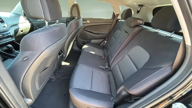 Used 2018 Black Hyundai Value image 20
