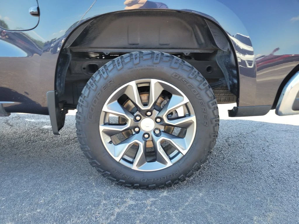 2023 Chevrolet Silverado 1500 LT - Photo 39