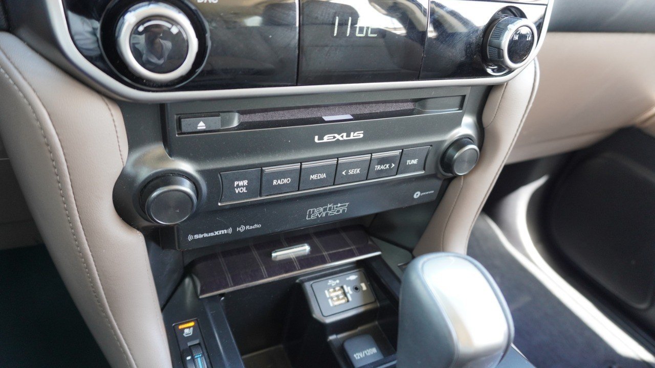 Certified Used 2023 EMINENT WHITE PEARL Lexus GX 460 Premium image 20