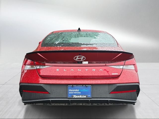 Certified Used 2025 Red Hyundai SEL Sport image 4