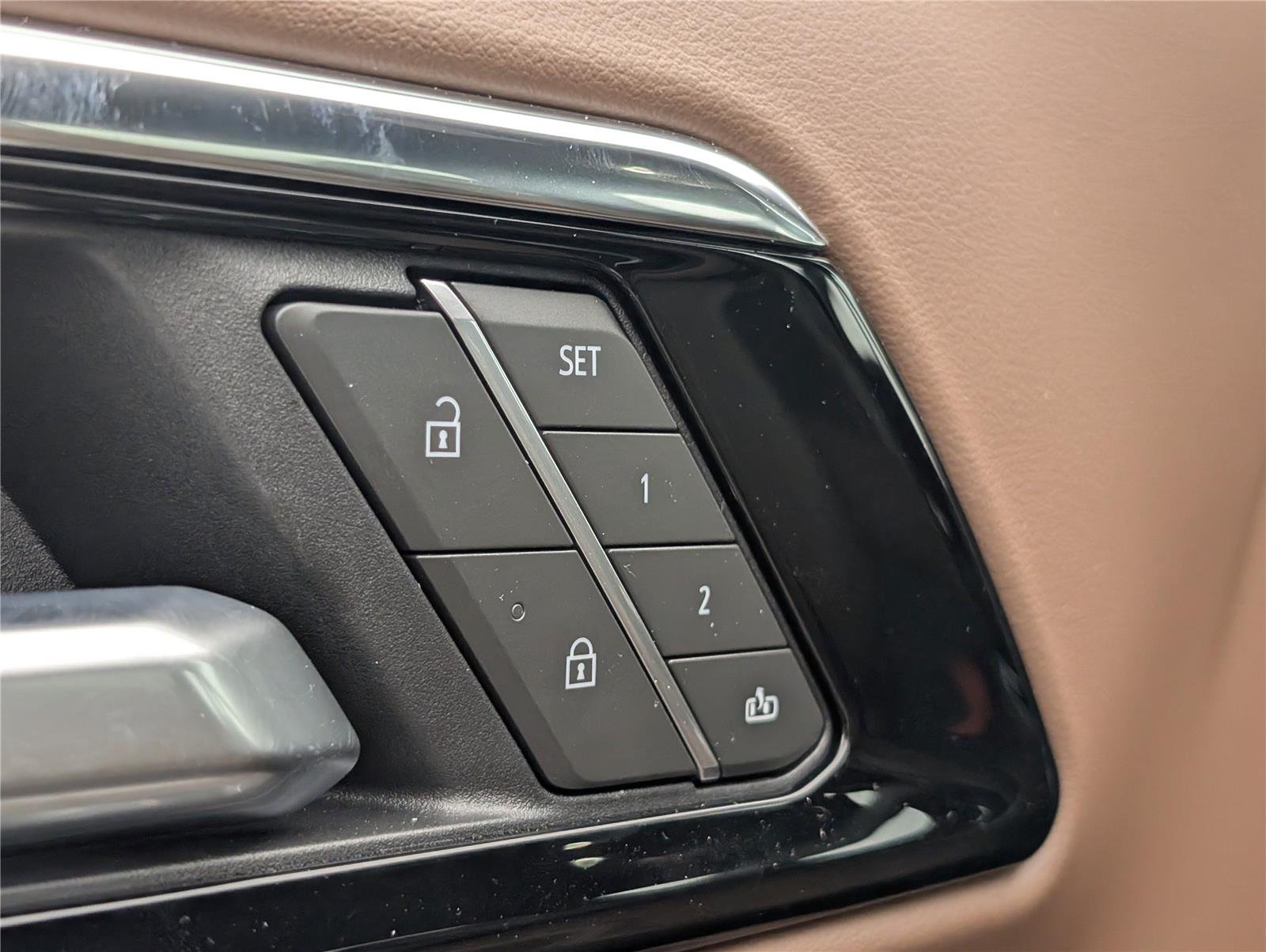 2026 Chevrolet Suburban High Country - Photo 32