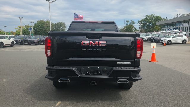 New 2026 Onyx Black GMC Elevation image 6