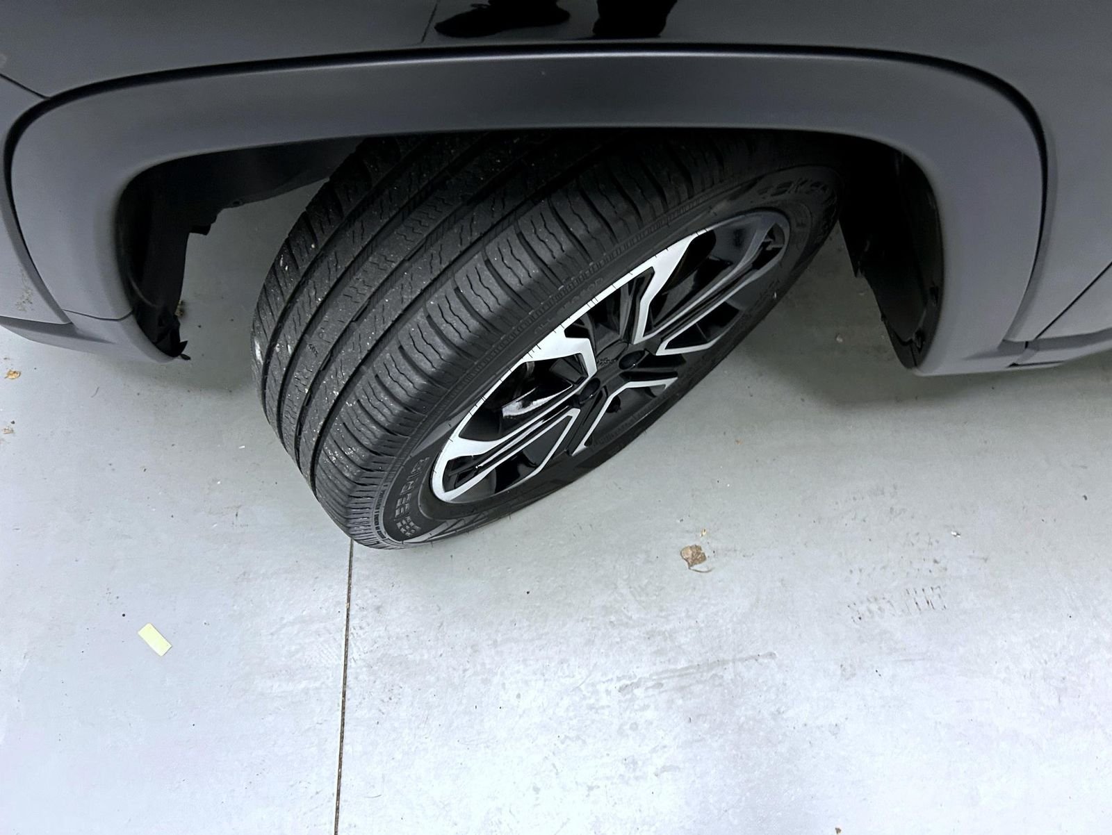 Used 2023 Black Jeep Limited image 23