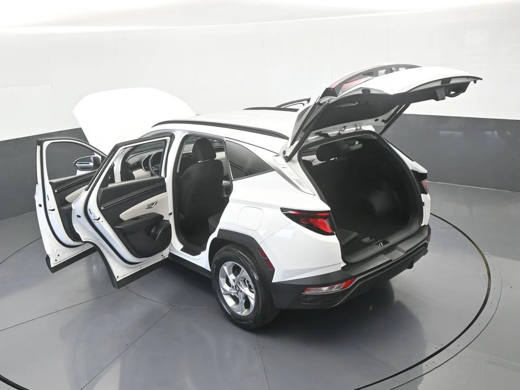 Used 2024 White Pearl Hyundai SEL image 64