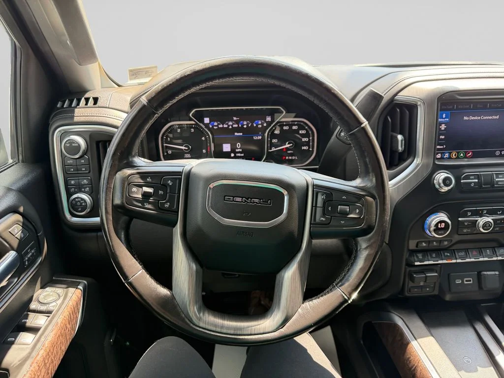 Used 2020 Silver GMC Denali image 13