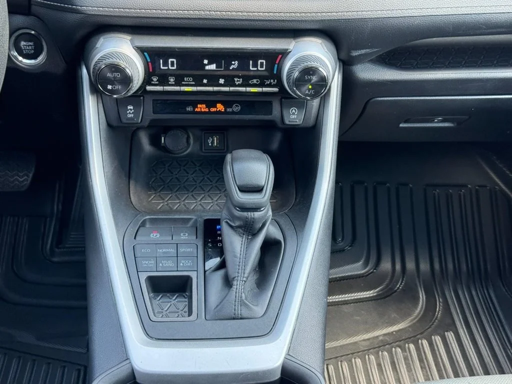 Used 2024 White Toyota XLE image 17
