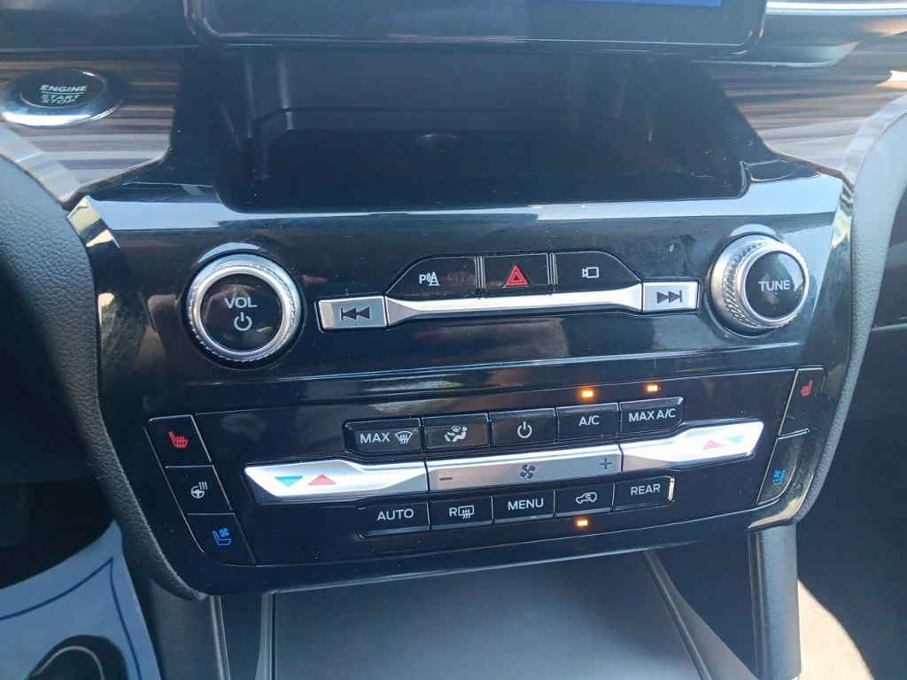 Used 2023 Stone Blue Metallic Ford Limited image 22