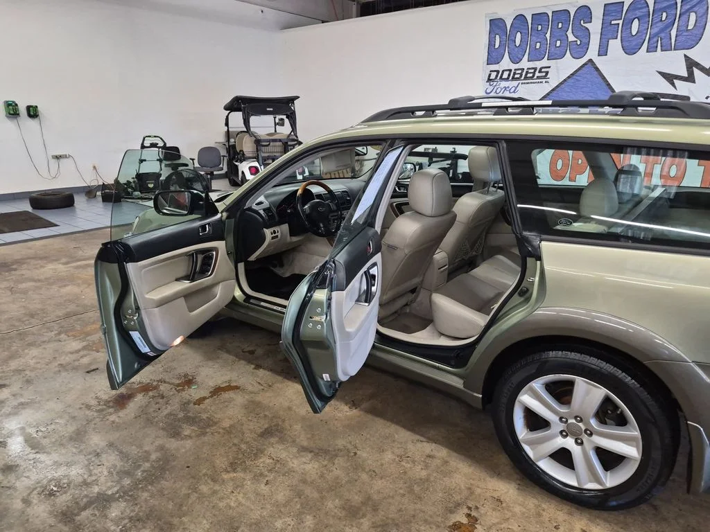 Used 2006 Green Subaru 3.0R image 13