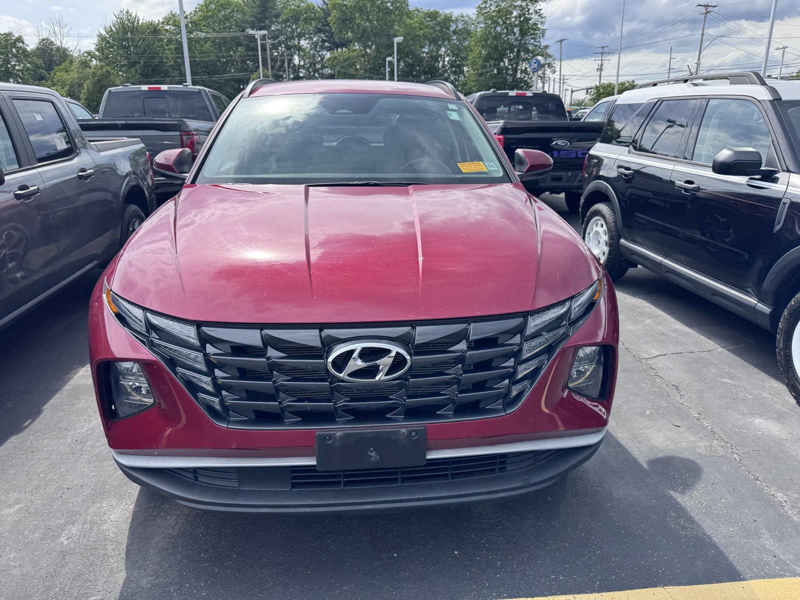 Used 2024 Ultimate Red Hyundai SEL image 2
