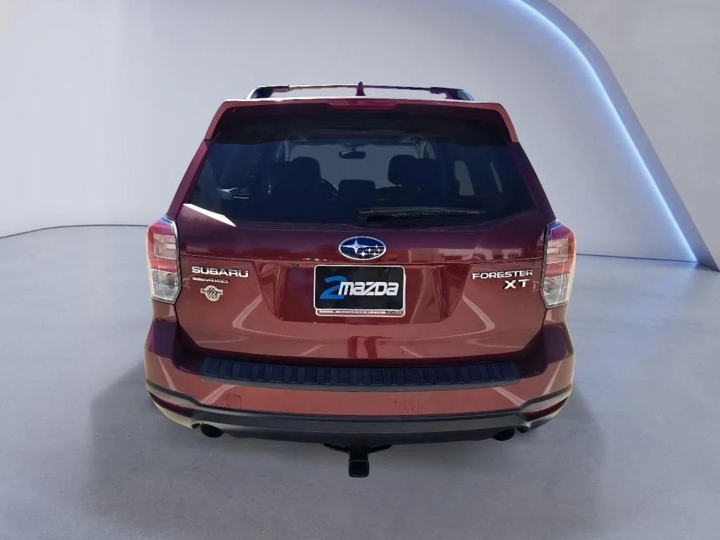Used 2018 Venetian Red Pearl Subaru Premium image 4
