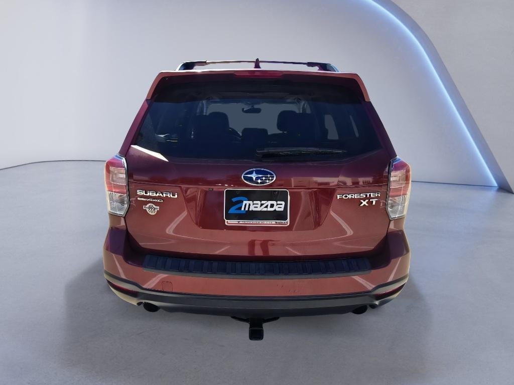 Used 2018 Venetian Red Pearl Subaru Premium image 4