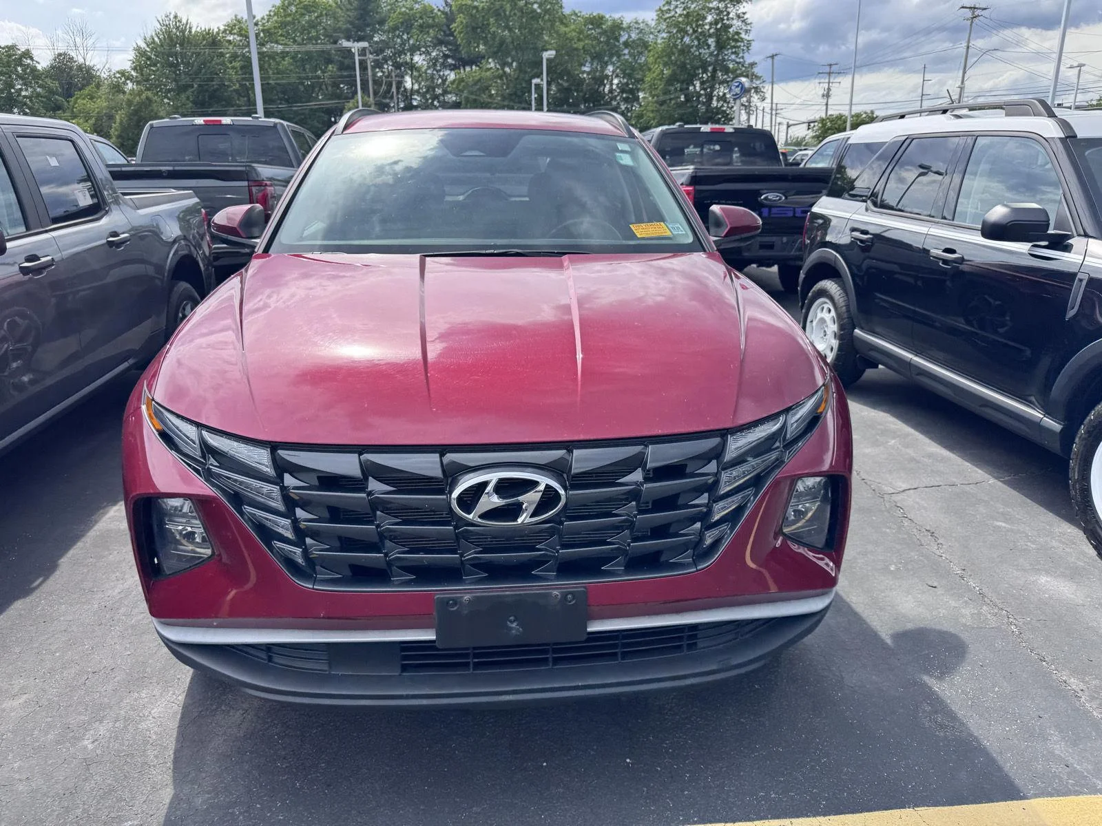 Used 2024 Ultimate Red Hyundai SEL image 2