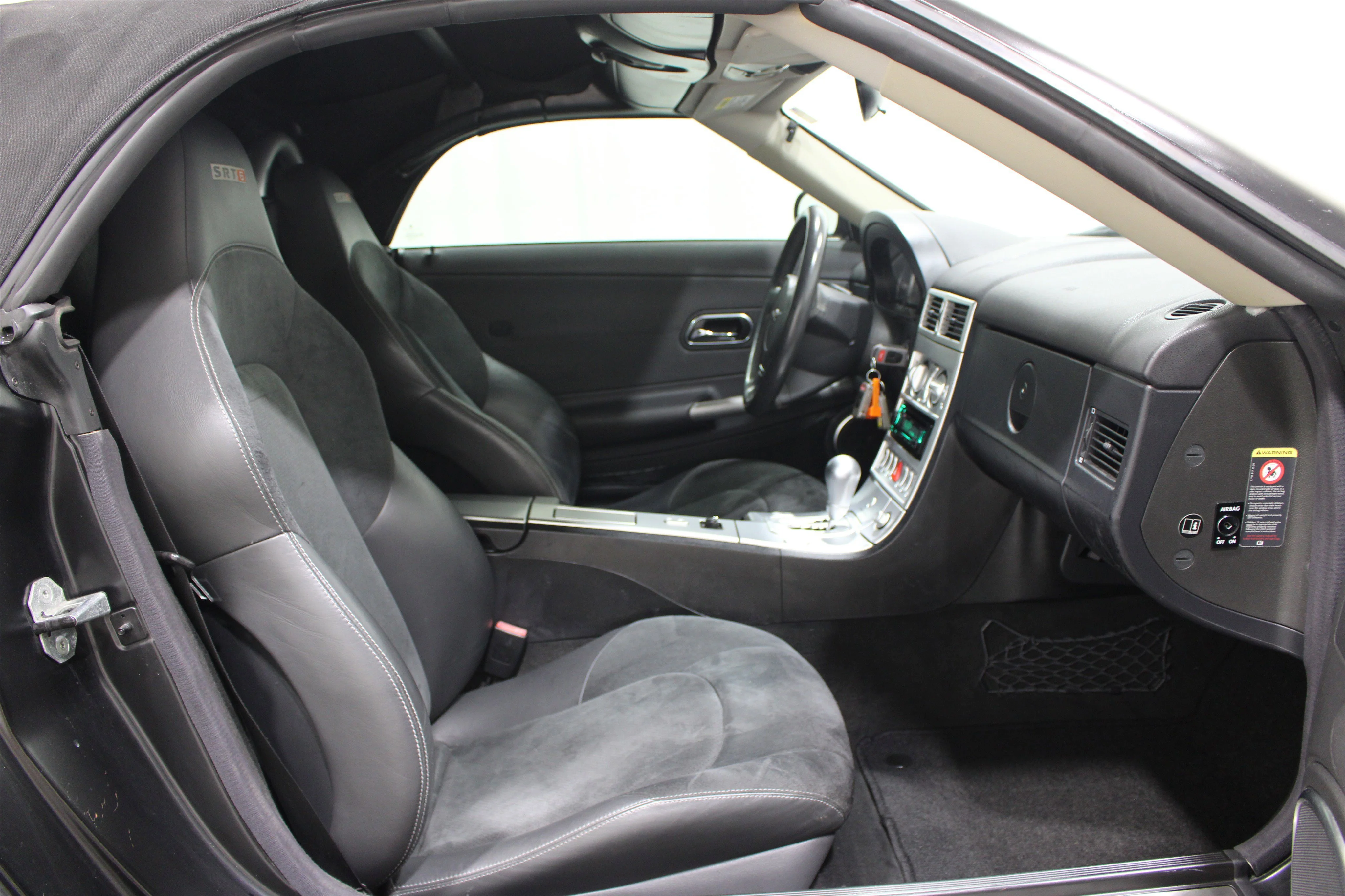 Used 2005 Black Chrysler SRT6 image 16