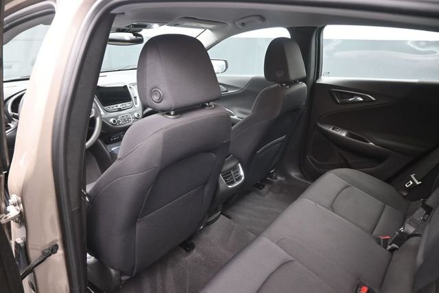 Used 2023 Gray Chevrolet LT image 2