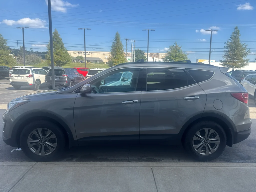 Used 2016 Gray Hyundai FWD 4dr 2.4 image 6