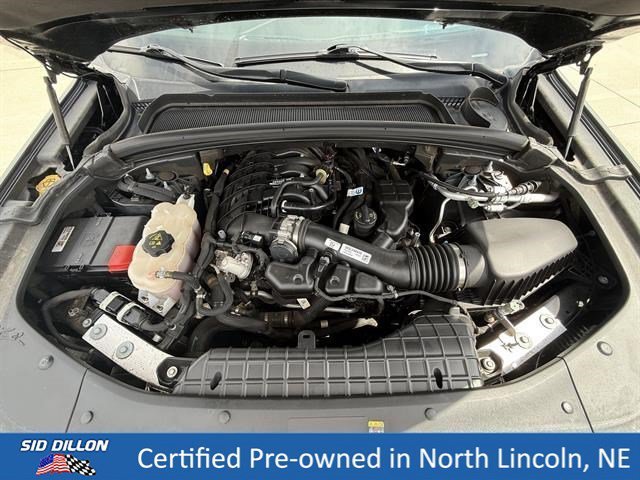Certified Used 2023 Diamond Black Crystal Pearlcoat Jeep Laredo image 10
