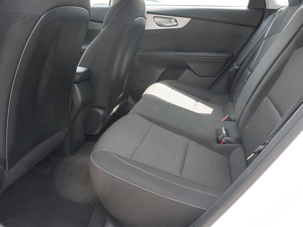 Used 2024 White Kia LXS image 30