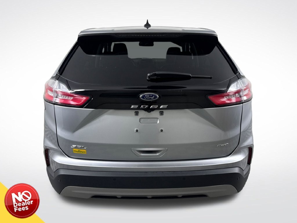 Used 2023 Silver Ford SEL image 5