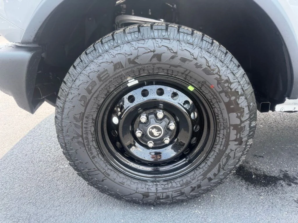 New 2026 Avalanche Gray Ford Big Bend® image 11