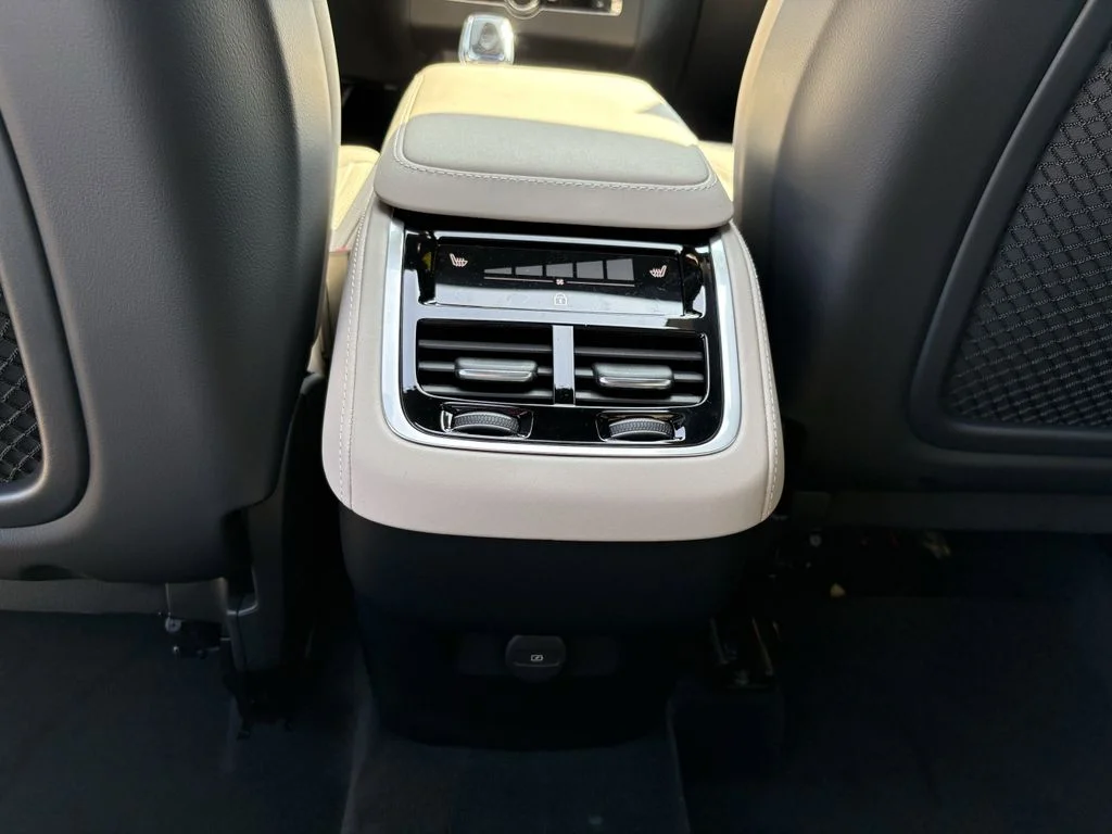 New 2026 Crystal White Volvo Core image 27