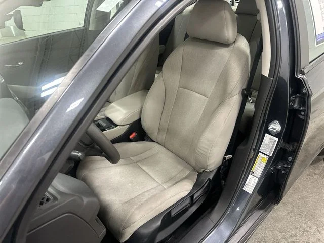 Used 2024 Meteorite Gray Metallic Honda LX image 12