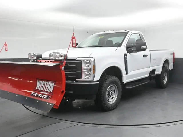 New 2026 Oxford White Ford XL image 3