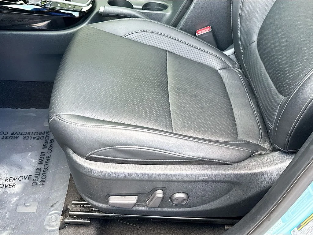 Used 2024 Pluton Blue Kia EX image 19
