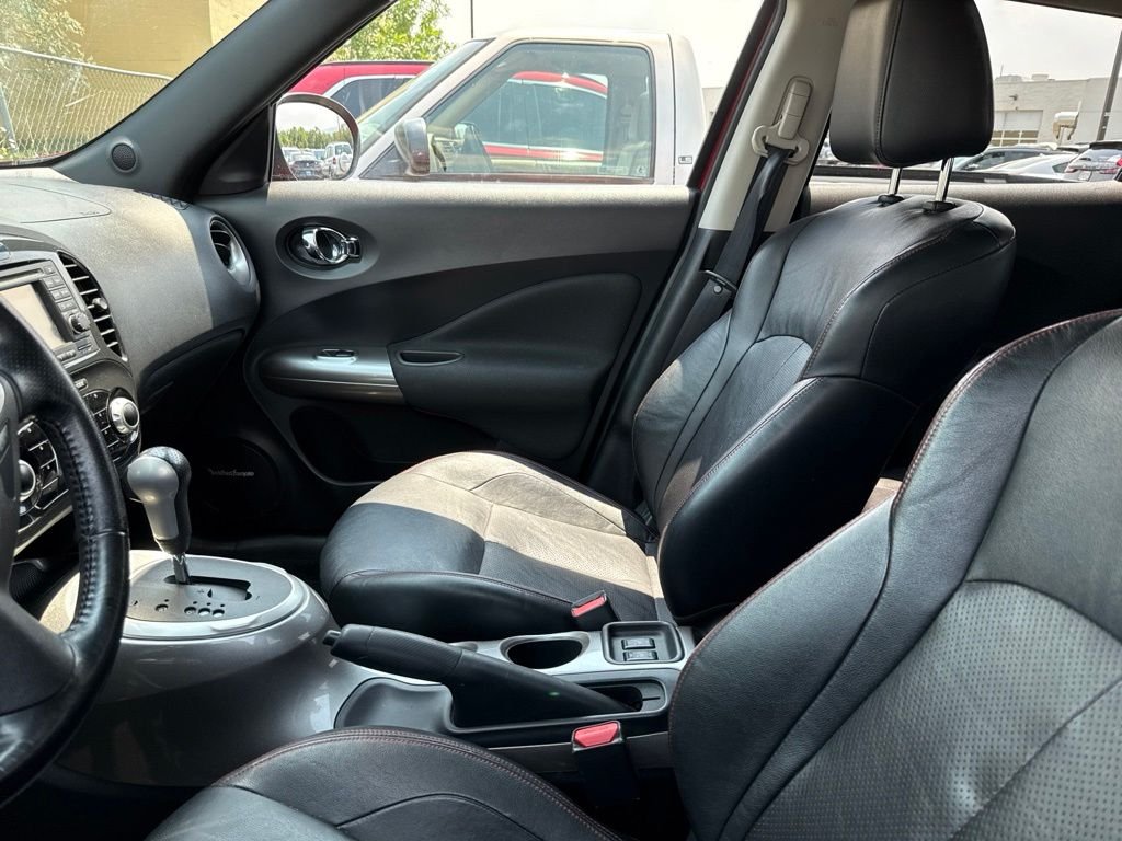 Used 2013 Cayenne Red Nissan SL image 4