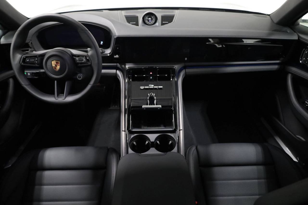 2026 Porsche Panamera Base - Photo 26