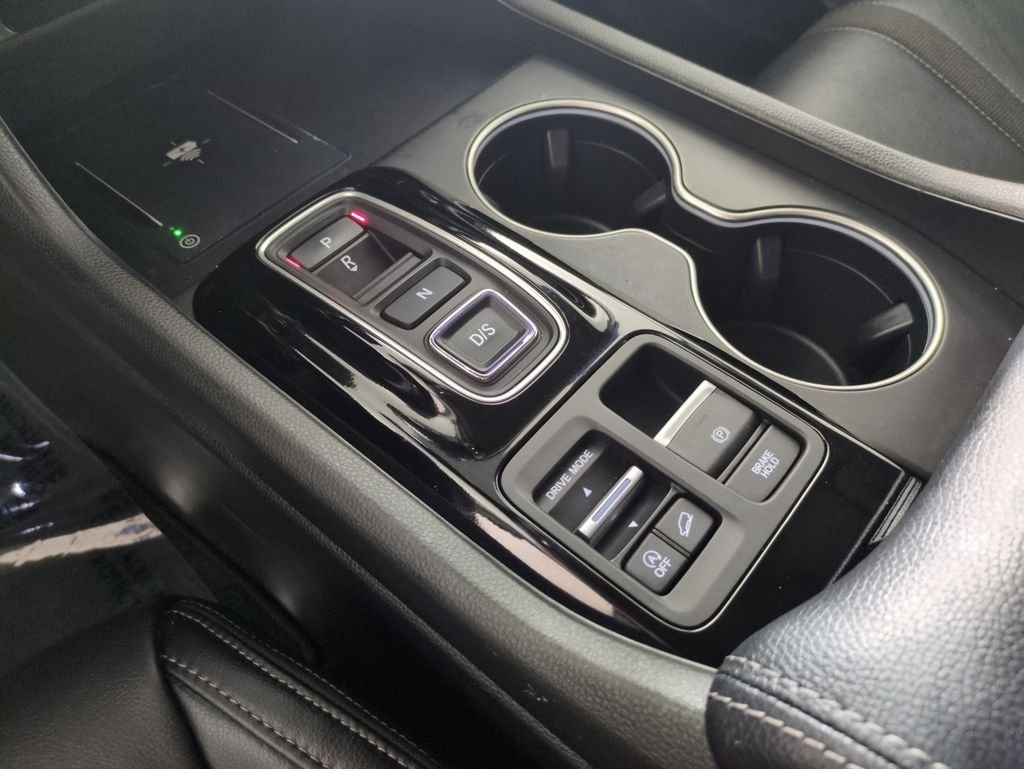 2025 Honda Pilot Touring - Photo 28