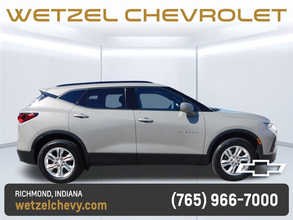Used 2021 Gray Chevrolet LT image 2
