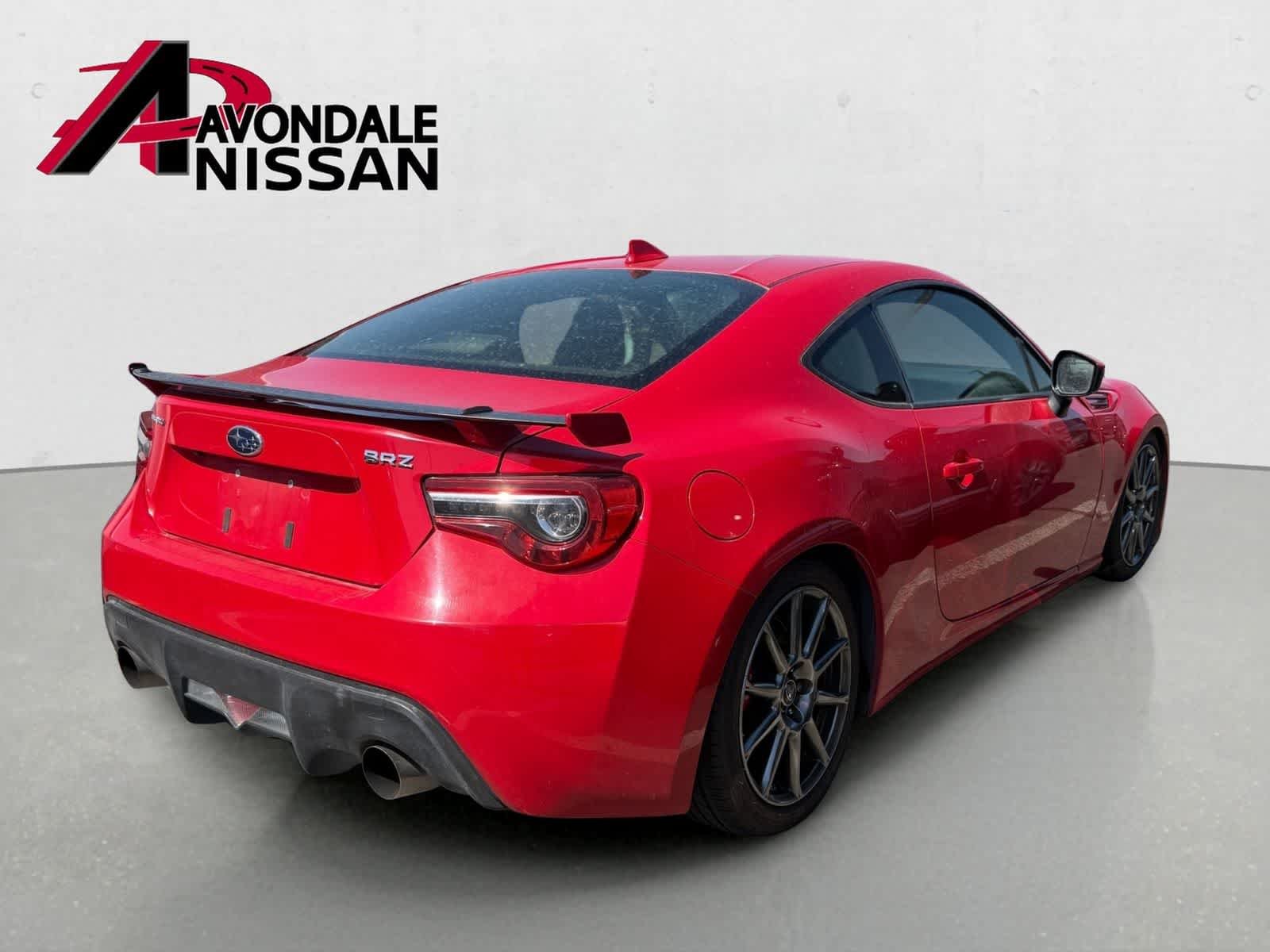Used 2018 Pure Red Subaru Limited image 4