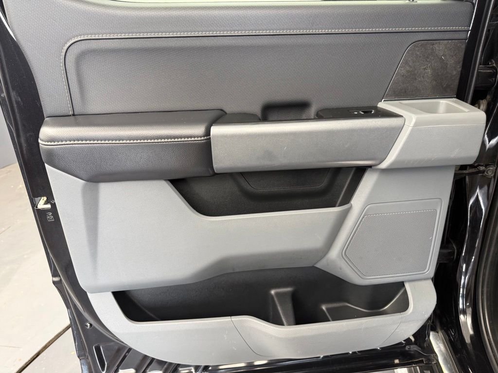 Used 2025 Black Ford XLT image 63