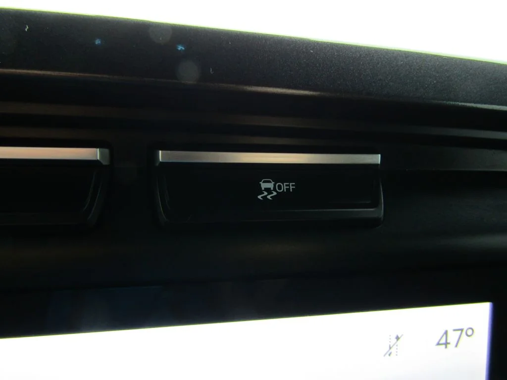 Used 2023 Oxford White Ford XLT image 32