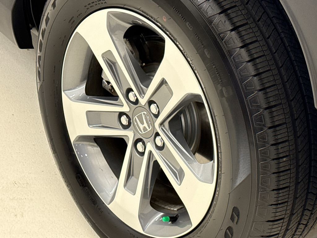 2025 Honda Pilot EX-L - Photo 44