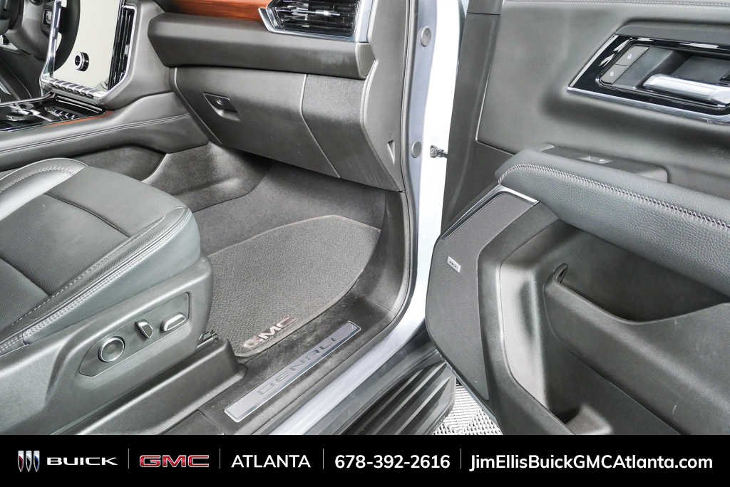 Used 2025 Sterling Metallic GMC Denali image 24