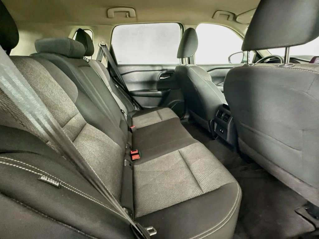 Used 2025 Silver Nissan SV image 33