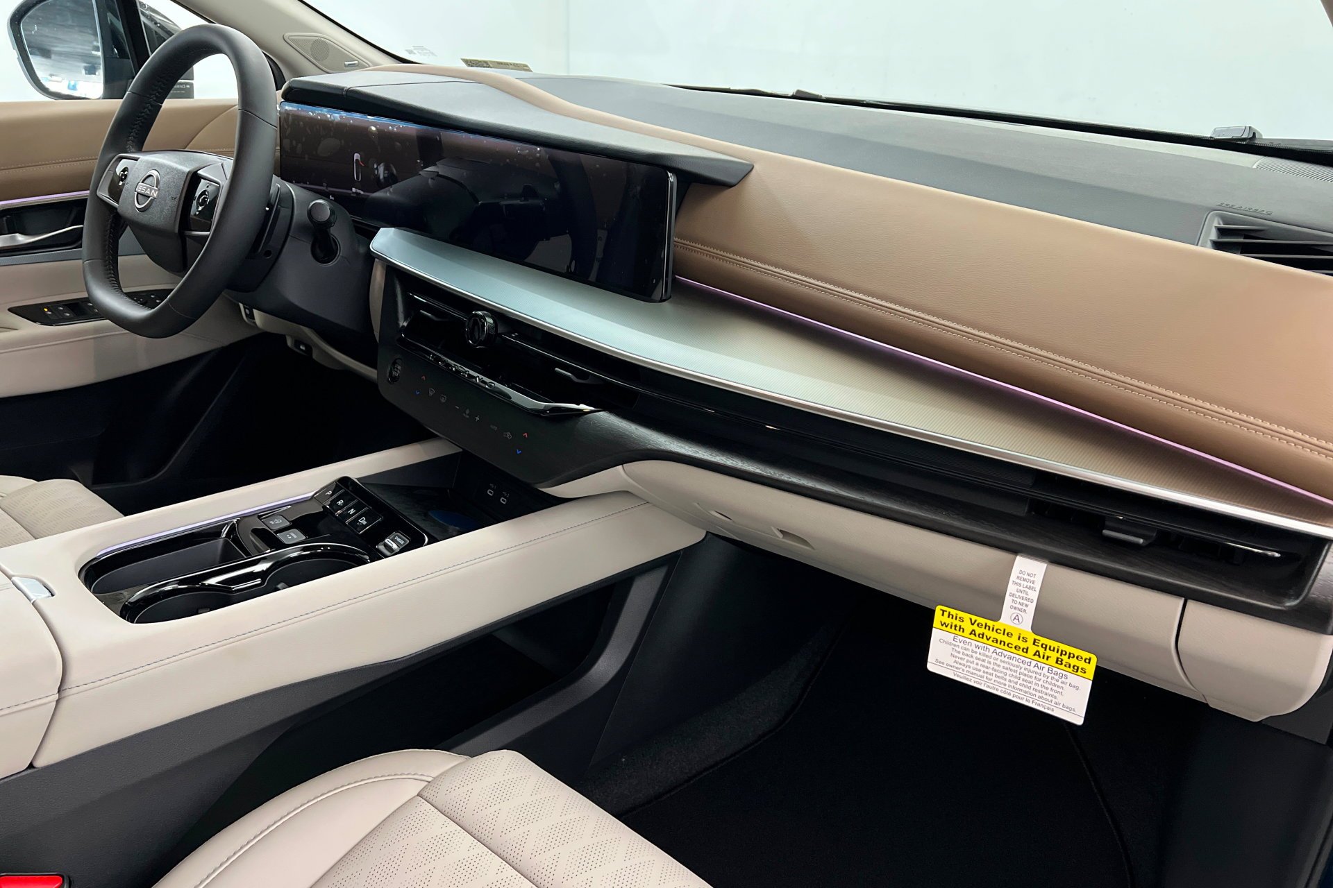 New 2026 Aurora Blue Pearl Metallic / Super Black Two-tone Nissan Platinum image 25
