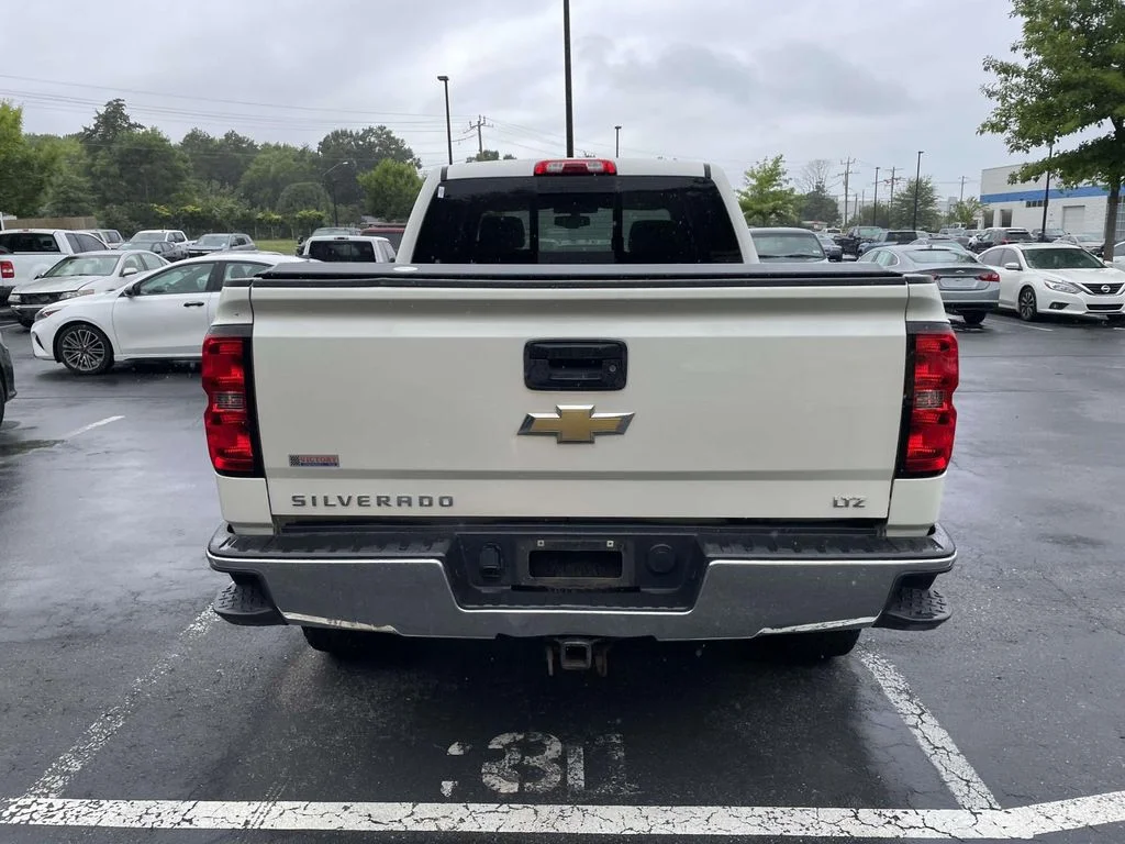 Used 2015 White Diamond Tricoat Chevrolet LTZ image 5