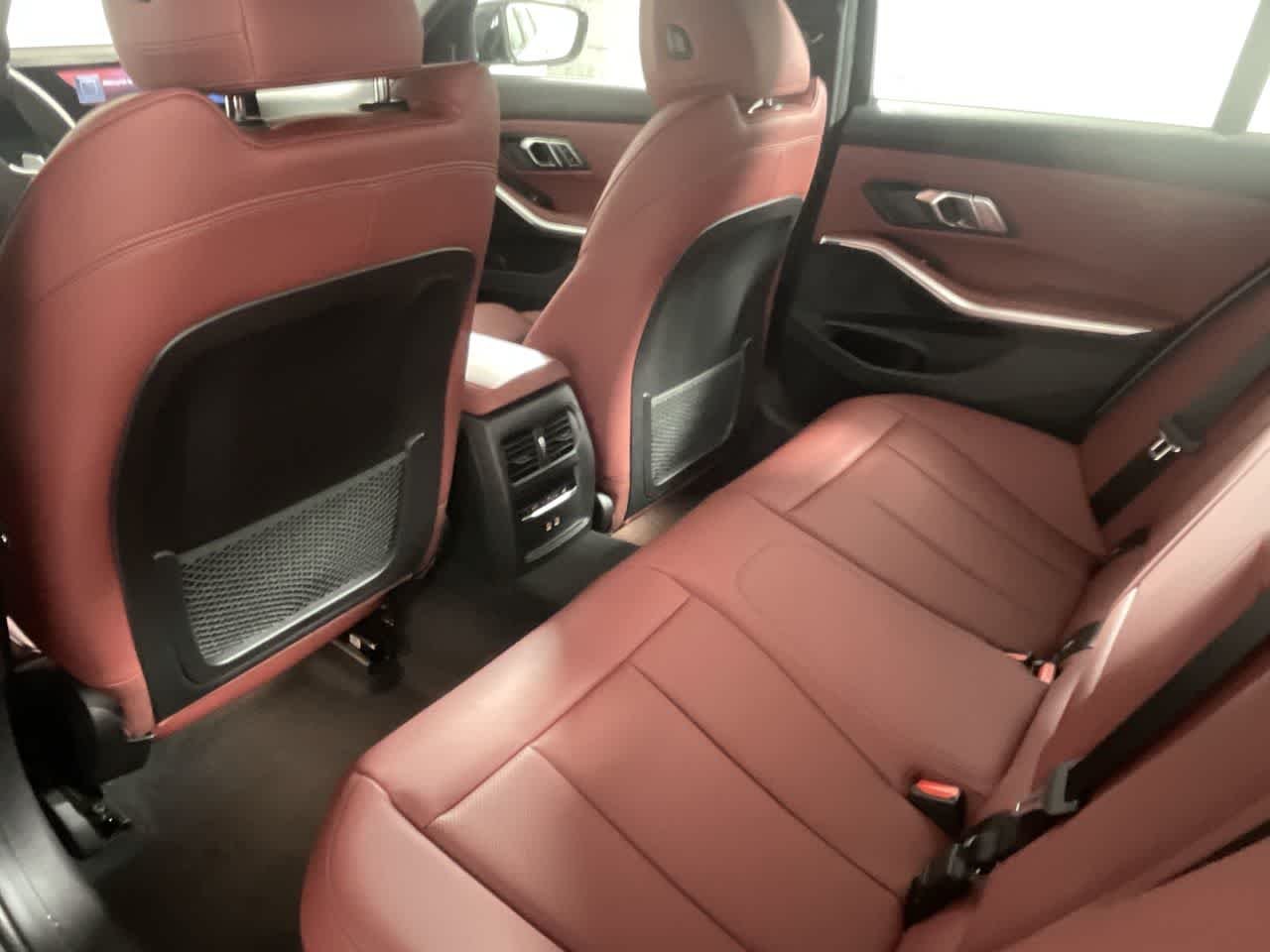 2023 BMW 3 Series 330i - Photo 13