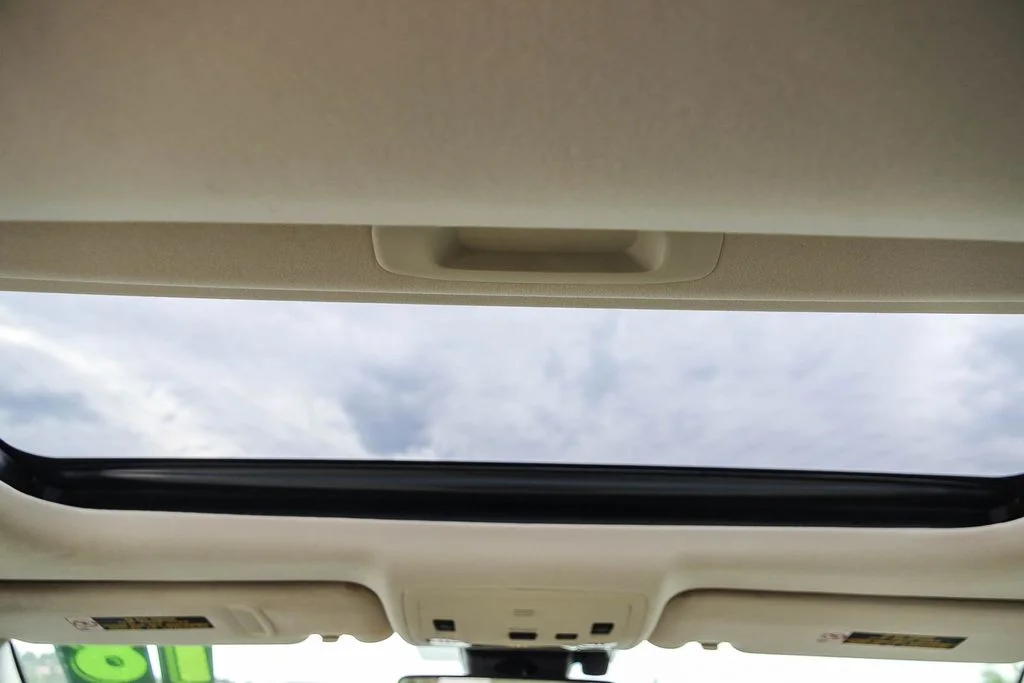 Used 2018 Beige Lexus 350 image 16