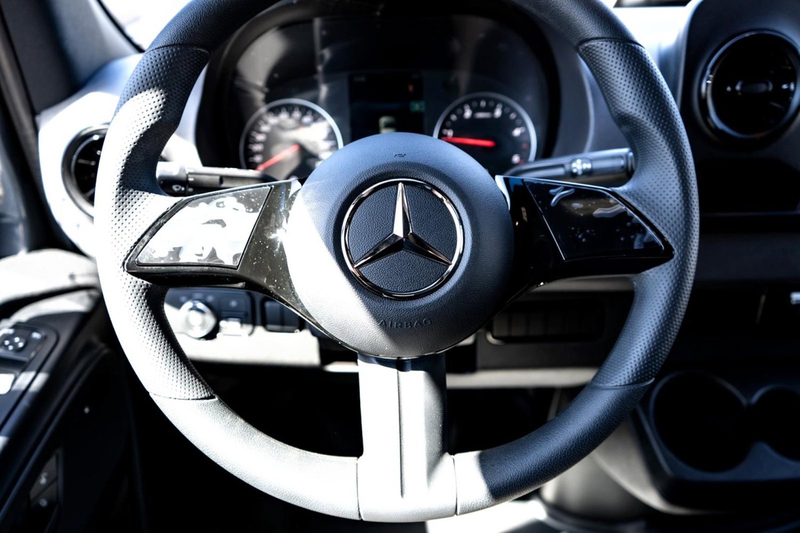 2025 Mercedes-Benz Sprinter Cargo Van Base - Photo 46