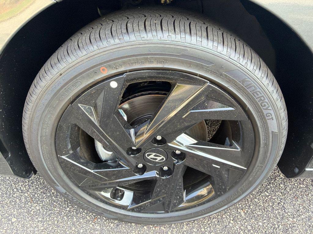 New 2026 Gray Hyundai SEL Sport Premium image 11