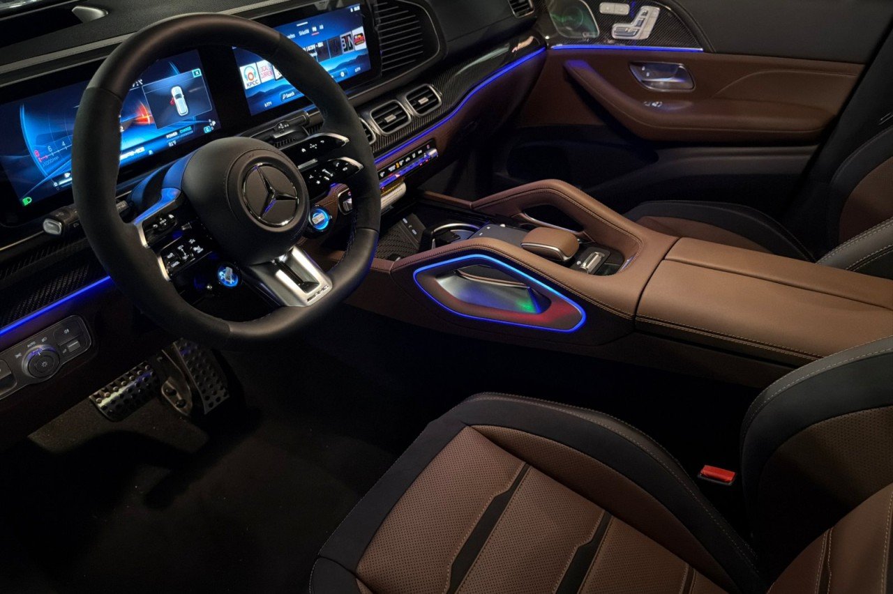 New 2026 MANUFAKTUR Alpine Grey Mercedes-Benz AMG® GLE 63 S 4MATIC+ SUV image 9